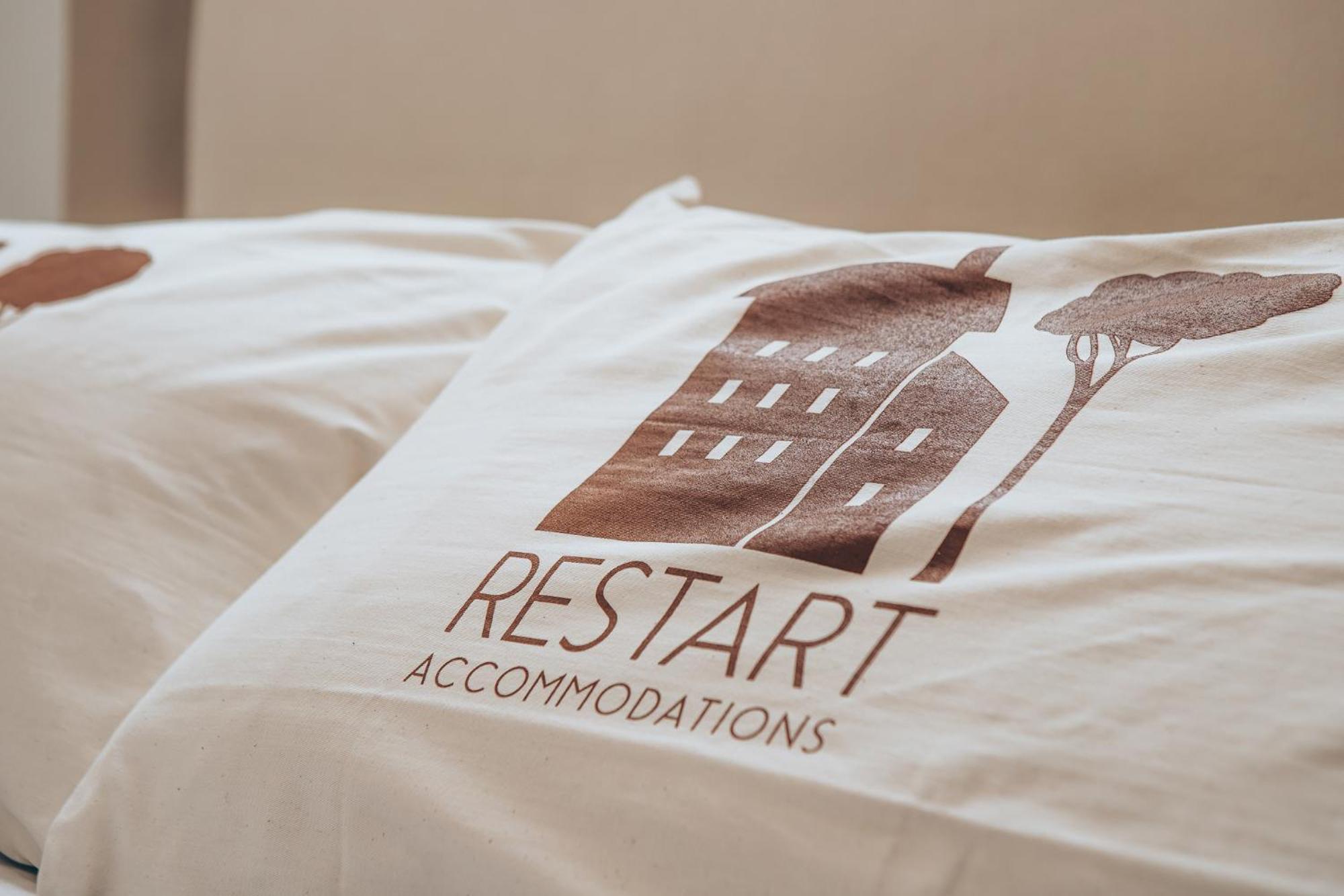 Restart Accommodations Borghese Roma Exterior foto